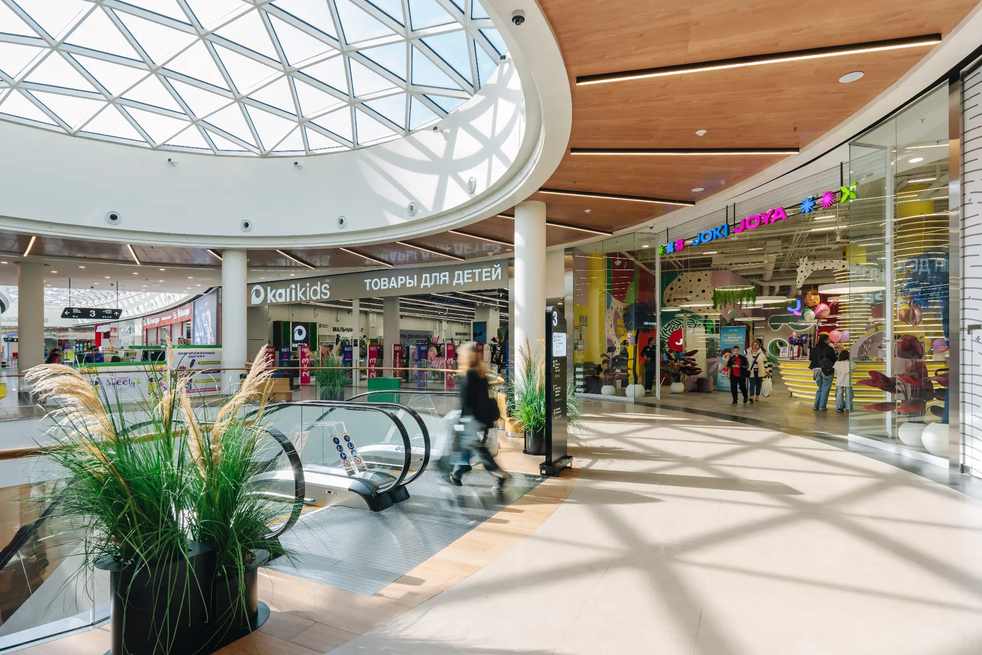 about-18image about-18image